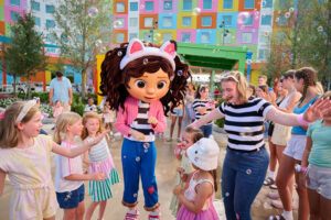 Gabby’s Cat-Tastic Dance Party! allows kids and their families to boogie with Gabby from DreamWorks’ Gabby’s Dollhouse.